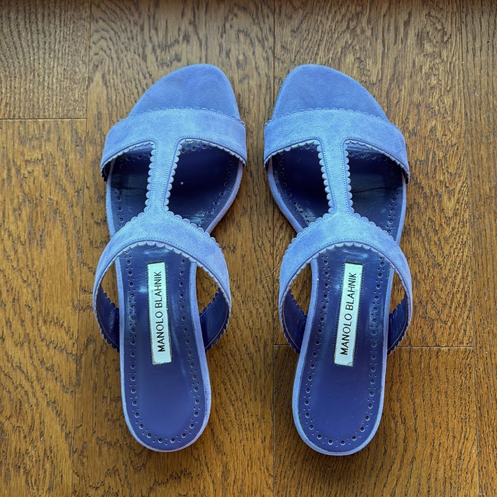 Brand New Manolo Blahnik Lavender Sandal with original shoes box